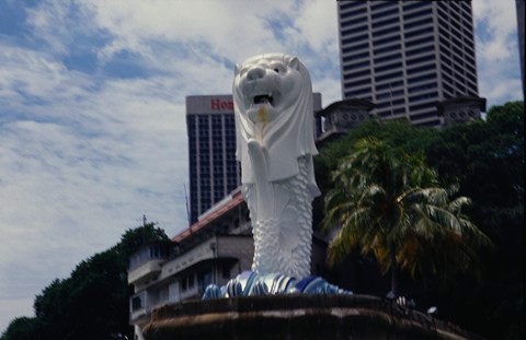 Singapore Merlion Picture Symbol on Singapore  November 1990    Bart S Pages