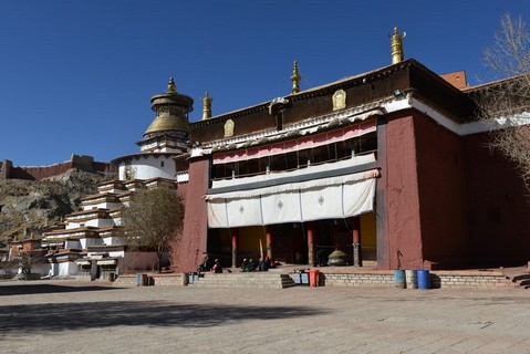 Pelkor Chöde monastery